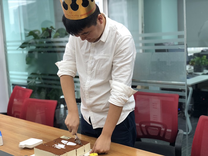 洲明&middot;信達(dá)西安分公司九月生日會(huì)