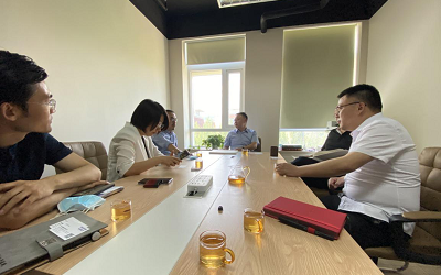 董事長(zhǎng)王春龍帶領(lǐng)信達(dá)電通一行訪(fǎng)問(wèn)北京普天智慧科技有限公司